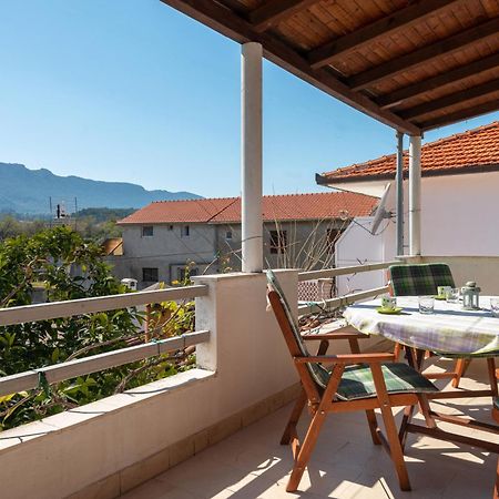 Apartments By The Sea Jelsa, Hvar - 11319 Елса Экстерьер фото