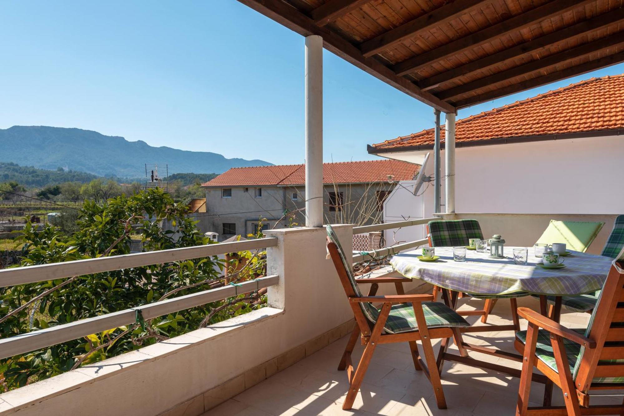 Apartments By The Sea Jelsa, Hvar - 11319 Елса Экстерьер фото